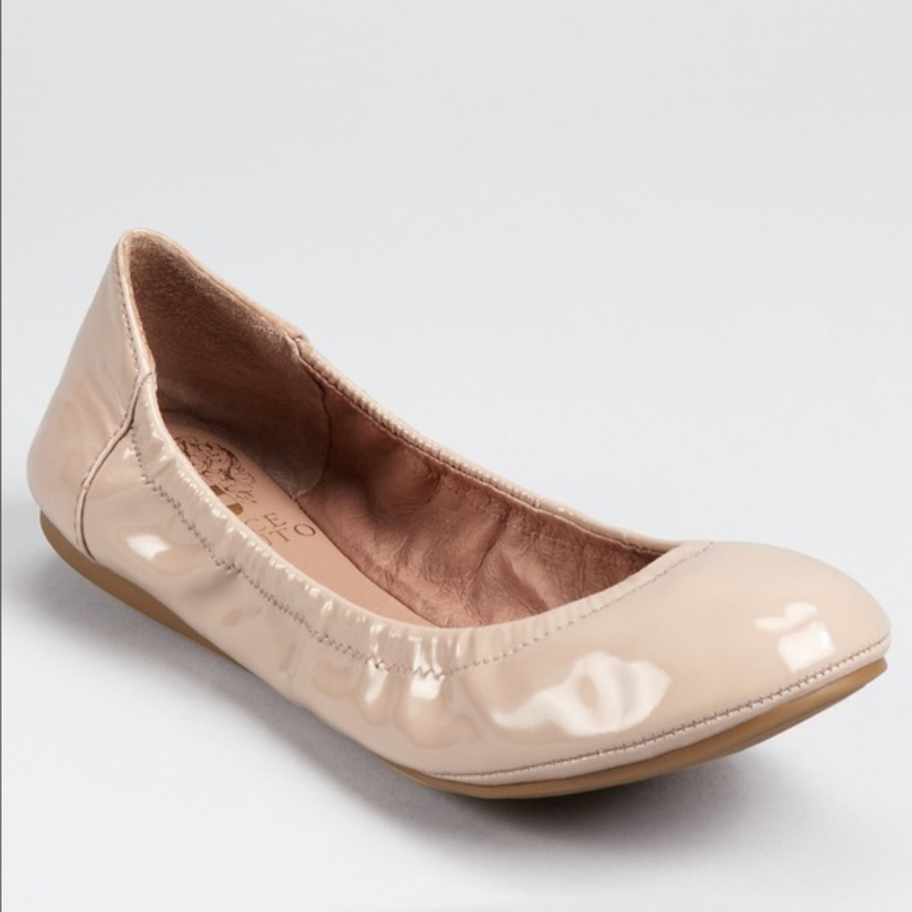 VINCE CAMUTO Leather Flats